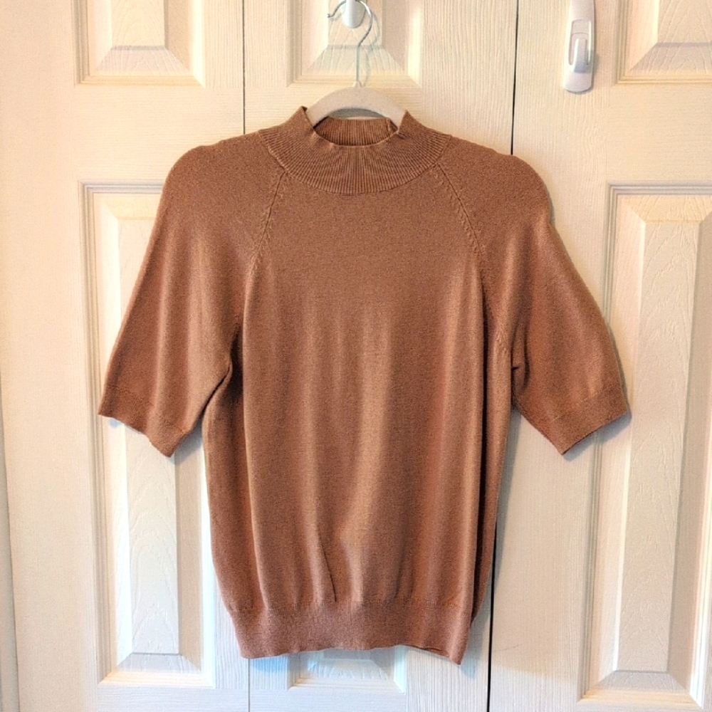 🌻 Perfect ANN TAYLOR Short Sleeve Sweater 🌻 NWOT Sz M